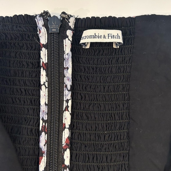 Abercrombie and | Fitch 3/4 Sleeve Midi Dress (Size XS) - Picture 7 of 7